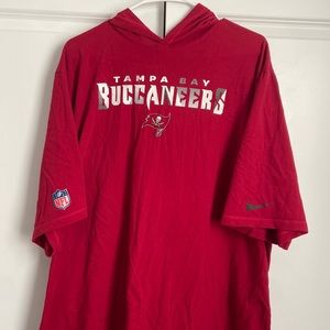 Tampa bay buccaneers hooded tshirt